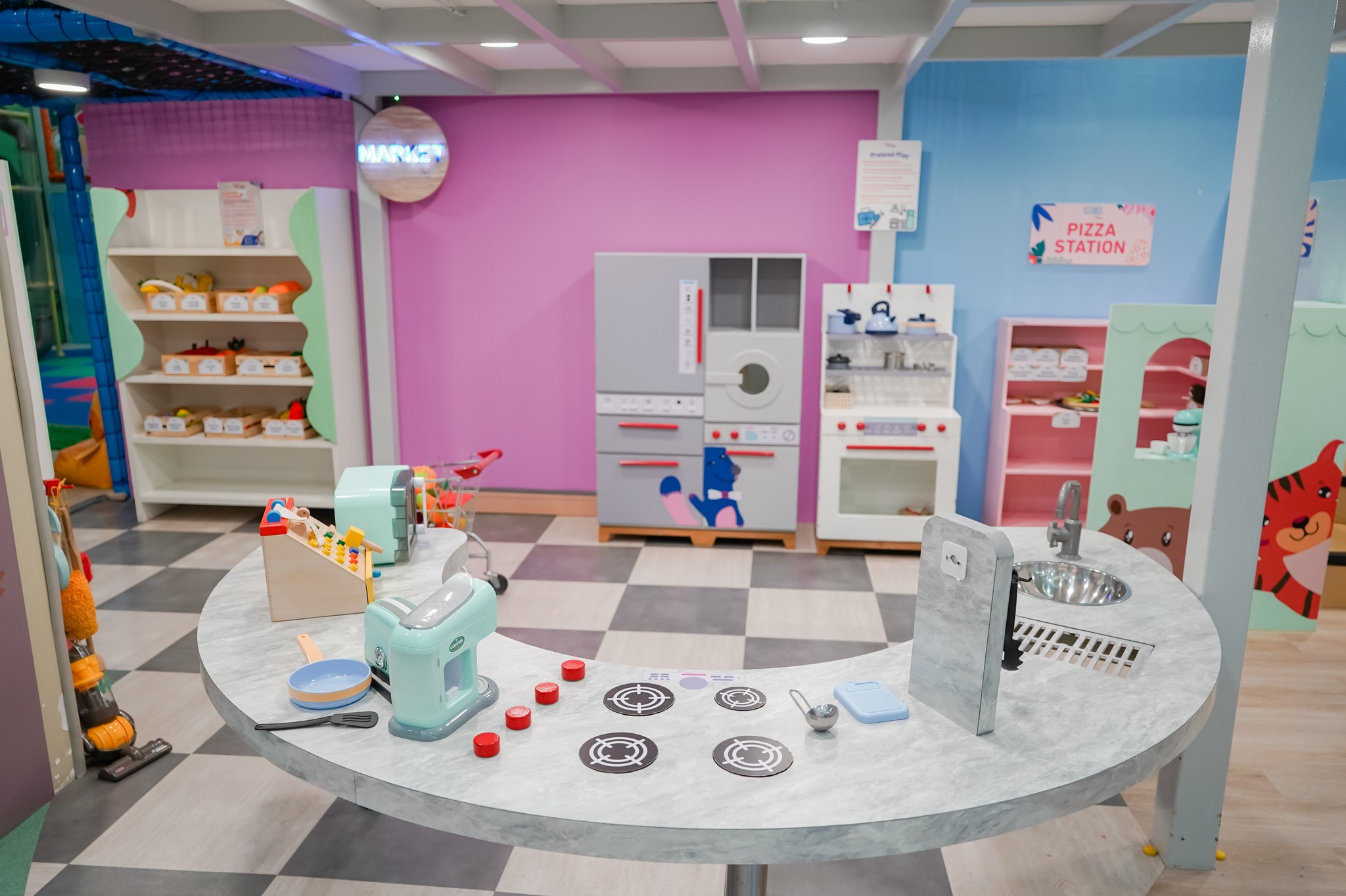 Playmondo Indoor Playground