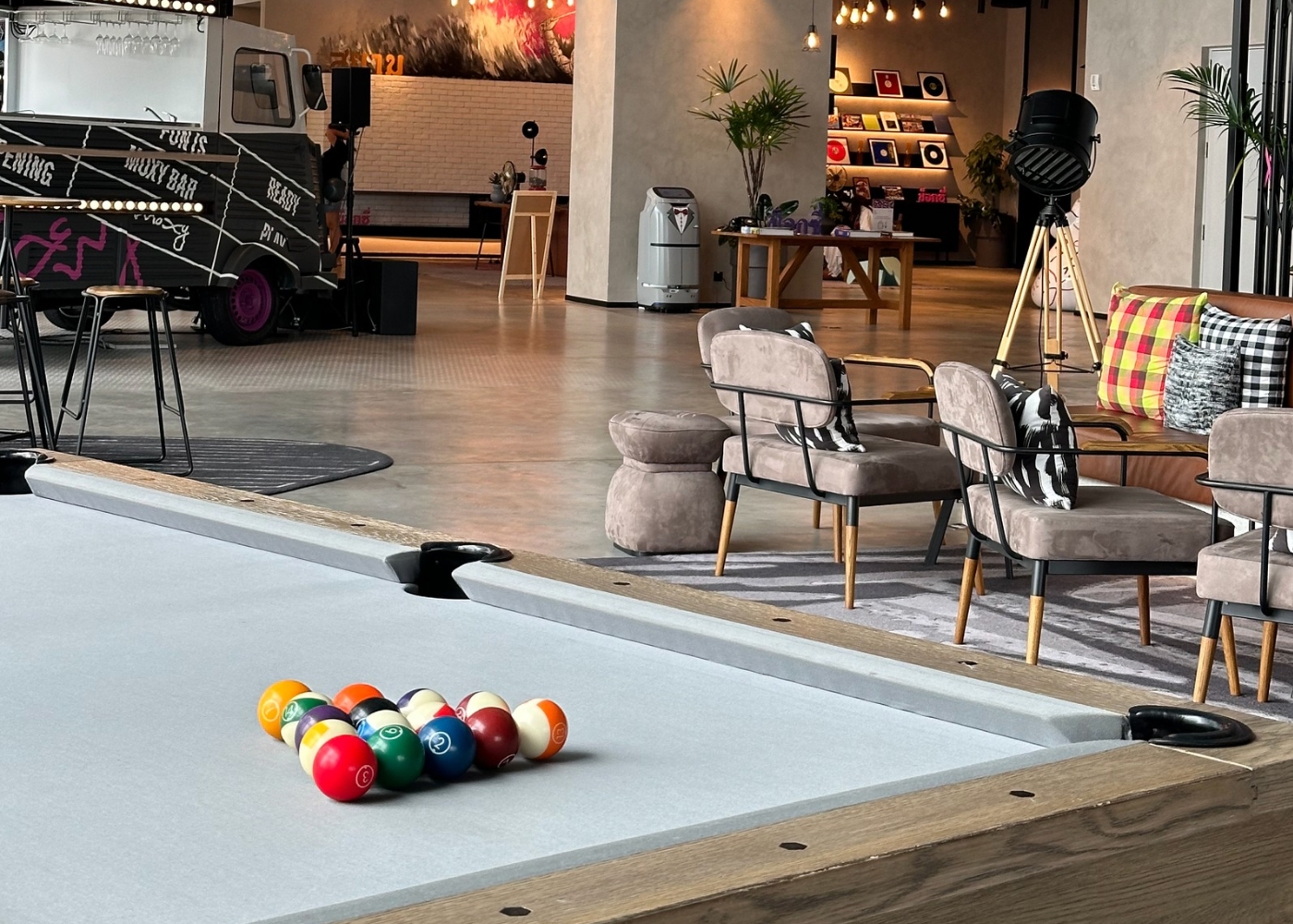 Moxy Bangkok Ratchaprasong