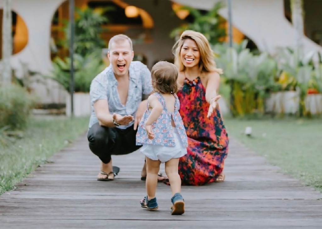 4-year-old Lea already speaks 5 languages, we spoke to her mum, Thi Weigel on how to raise a multilingual child