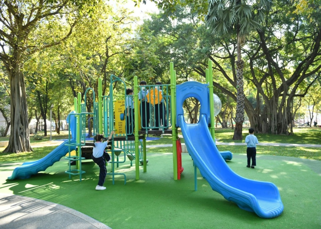Best free outdoor playgrounds for kids in Bangkok