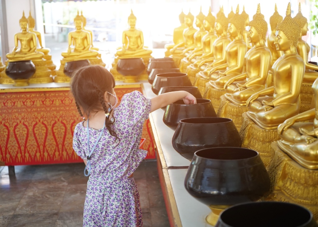 Buddhist holidays in Thailand: A family guide to local traditions