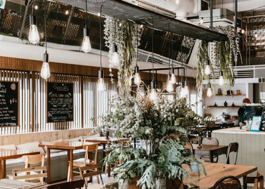 breast-feeding friendly cafes in singapore