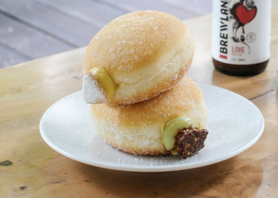 plain vanilla bakery donuts in singapore