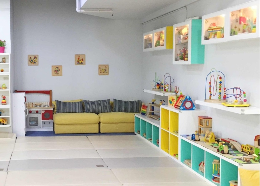 joy of toys at clarke quay toddler play area