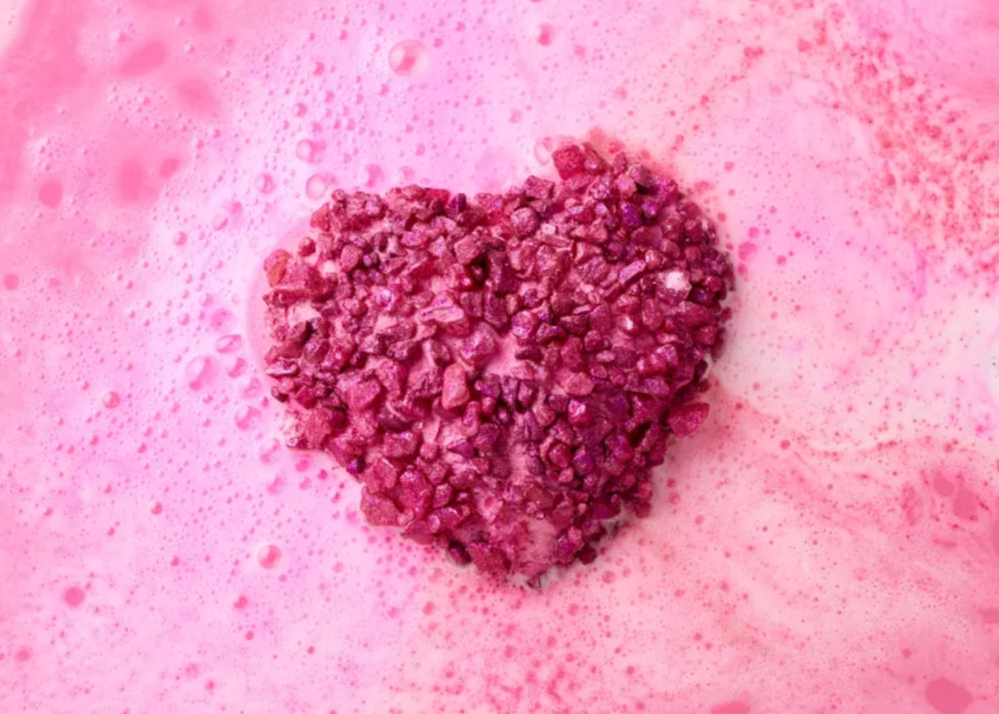 Lush Singapore Valentine's Day bath boms
