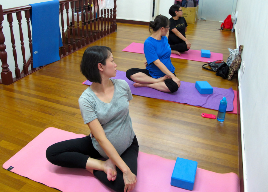 yoga prenatal singapore