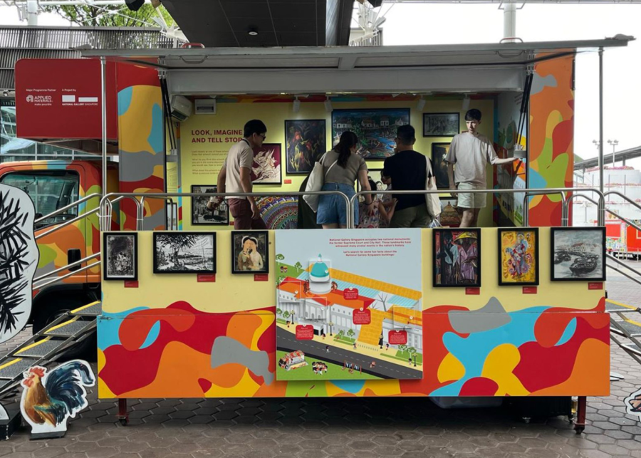 Roving art studio