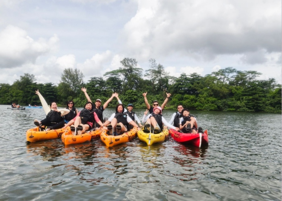 Kayaking along punggol waterway