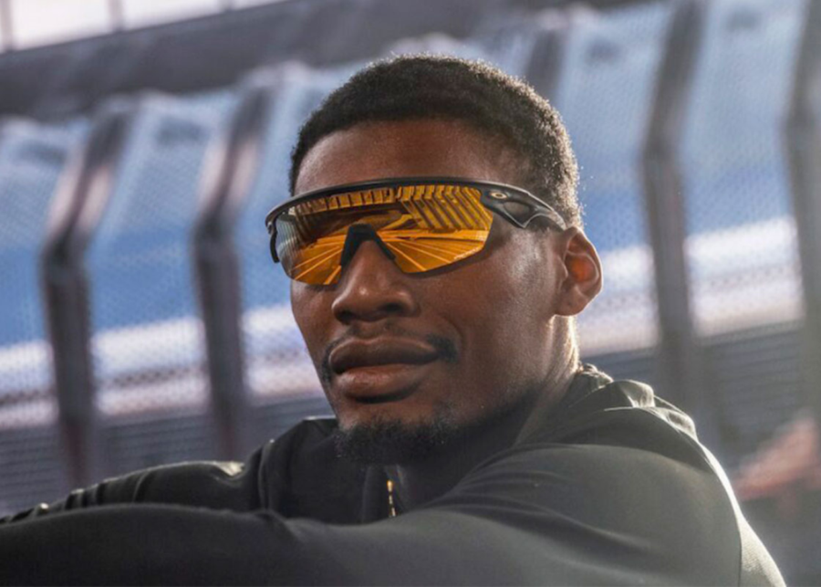 Meta smart glasses