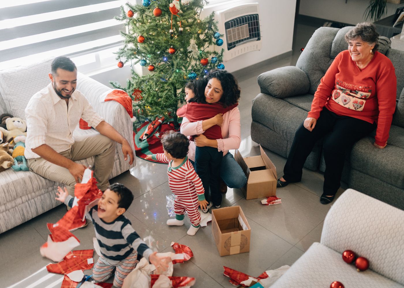 How to deal with difficult family members this Christmas (while protecting your peace)