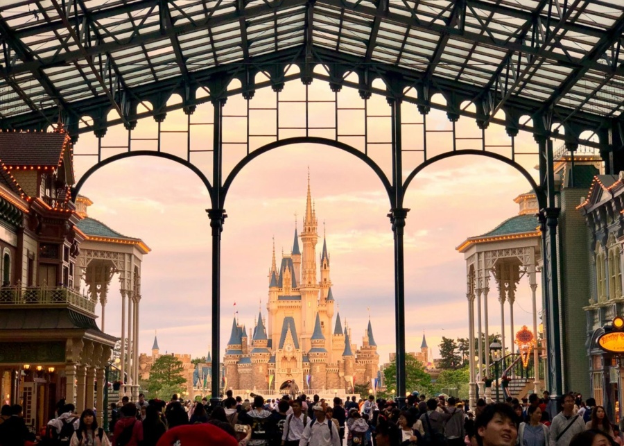 family travel in Japan disneyland