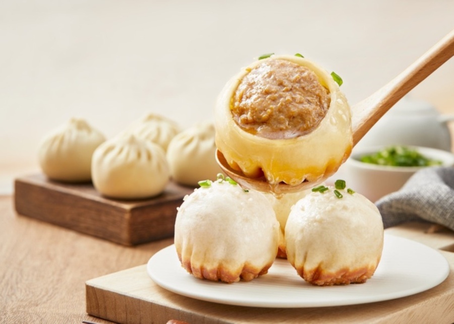 shanghai with kids - eat yangs dumplings